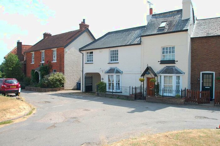 3 Bedroom End Of Terrace House To Rent In Gold Hill East, Chalfont St. Peter, Buckinghamshire, SL9
