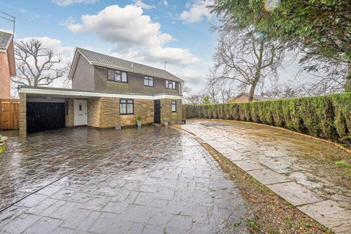 4 Bedroom Detached House For Sale In High Park Crescent, Sedgley, DY3