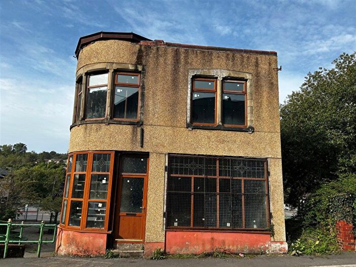 Property For Sale In Crumlin Road, Crumlin, Newport, NP11