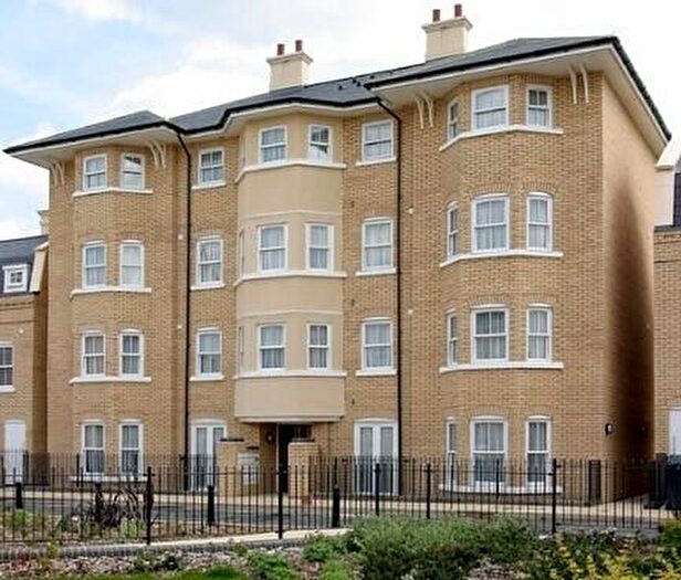 2 Bedroom Apartment To Rent In St Matthews Gardens, Cambridge, CB1