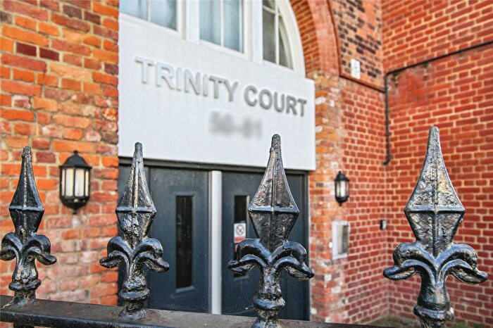 1 Bedroom Flat For Sale In Trinity Square, Margate, Kent, CT9