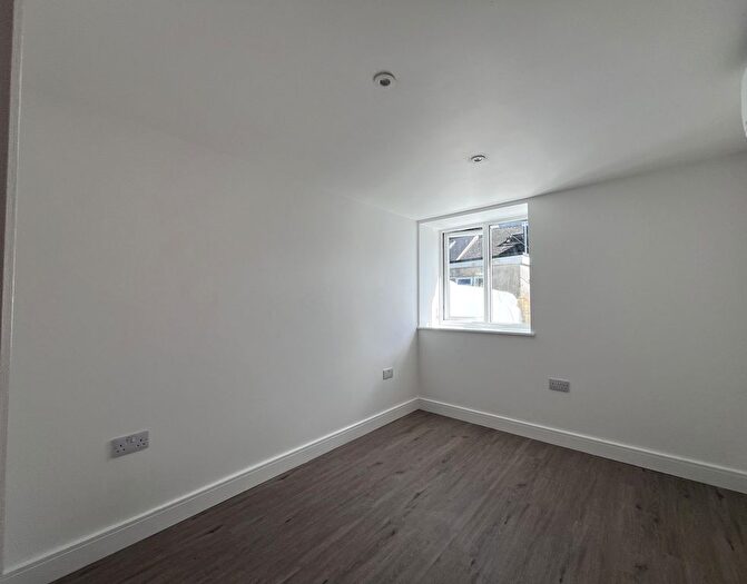 2 Bedroom Flat To Rent In Healy Place, Stoke, Plymouth, PL2