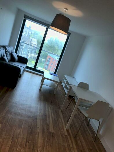 1 Bedroom Flat To Rent In Aire, Cross Green Lane, LS9