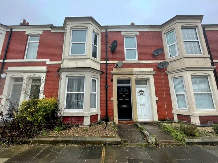 3 Bedroom Flat To Rent In Newlands Road, Newcastle Upon Tyne, NE2