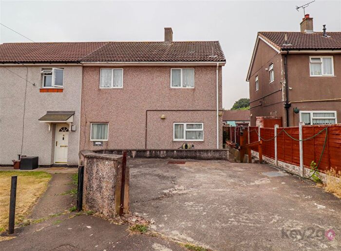 3 Bedroom Semi-Detached House For Sale In Lady Bank View, Eckington, Sheffield, S21