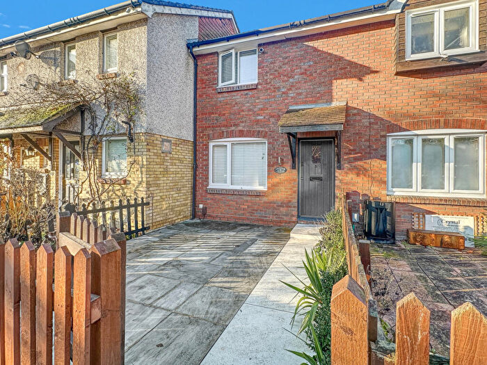 3 Bedroom Terraced House To Rent In Latham Close, London, E6