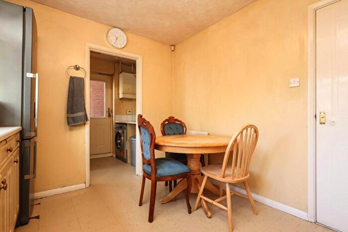 4 Bedroom Detached House For Sale In Small Close, Smethwick, West Midlands, B67