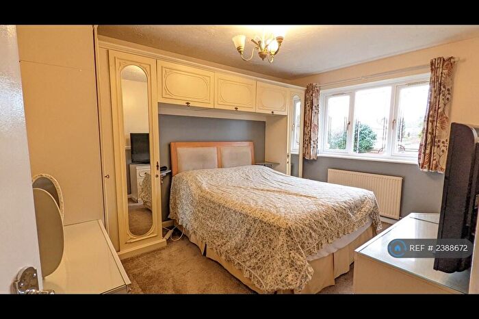 4 Bedroom Semi-Detached House To Rent In Firecrest Close, Birmingham, B23
