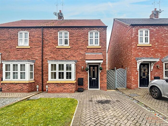 3 Bedroom Property For Sale In Markeaton Park, Kingswood, Hull, HU7