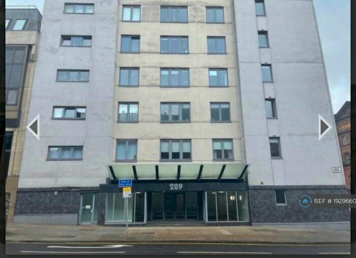 2 Bedroom Flat To Rent In Bath Street, Glasgow City Centre, G2