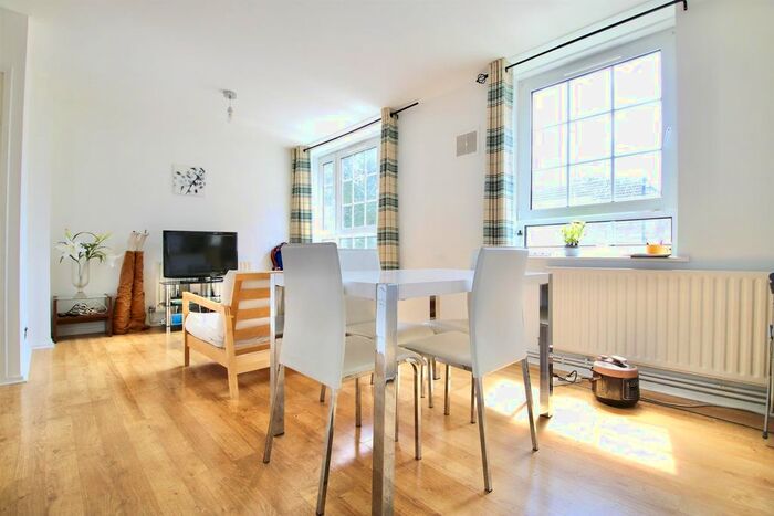 6 Bedroom Flat To Rent In Portia Way, London, E3