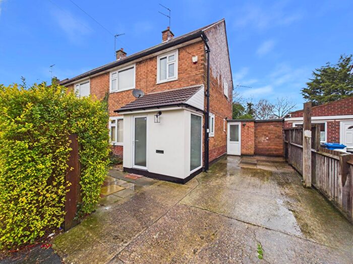 3 Bedroom Semi Detached House For Sale In Thorndike Avenue, Alvaston, DE24