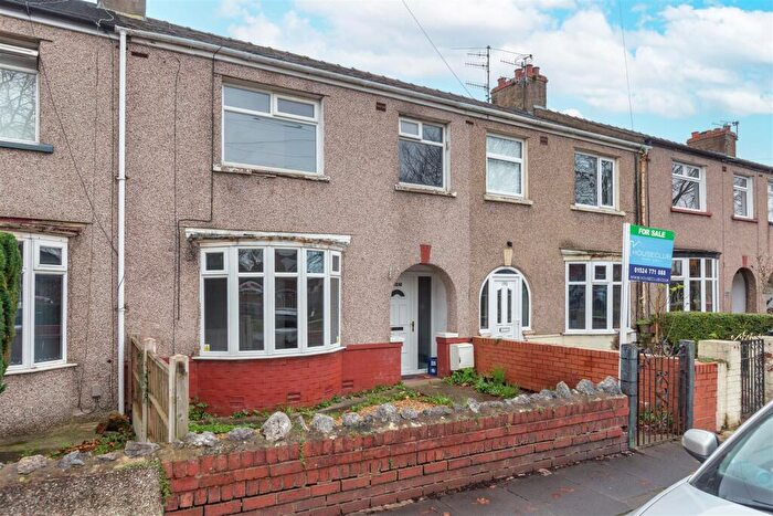 3 Bedroom House For Sale In Willow Lane, Lancaster, LA1