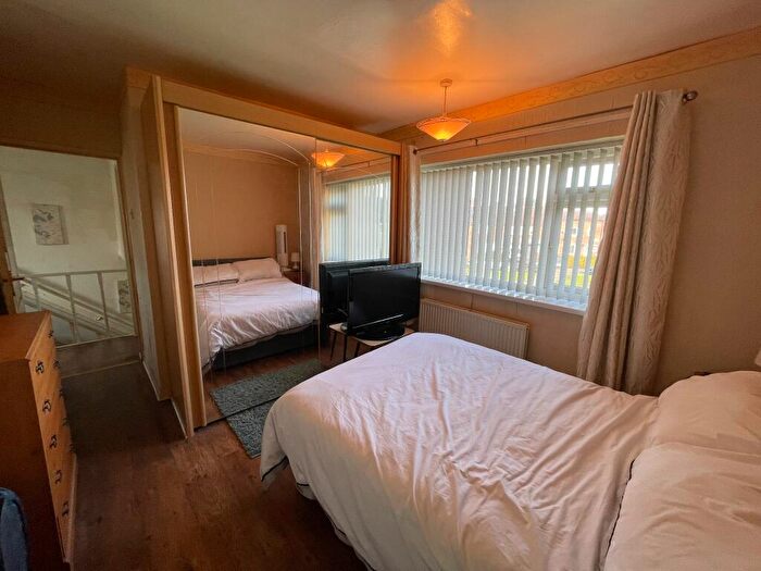 3 Bedroom End Of Terrace House For Sale In Lenham Walk, Manchester, M22