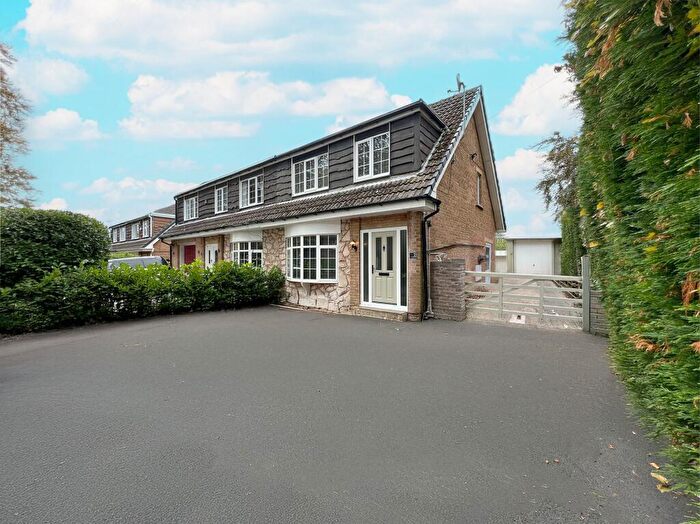 3 Bedroom Semi-Detached House To Rent In Quarry Lane, Tandem, HD5
