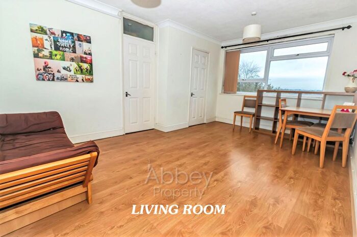 1 Bedroom Flat To Rent In Ketton Close, Ketton Court, LU2