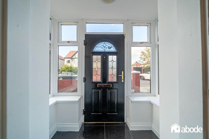 7 Bedroom Semi-Detached House For Sale In Rosemoor Drive, Liverpool, L23