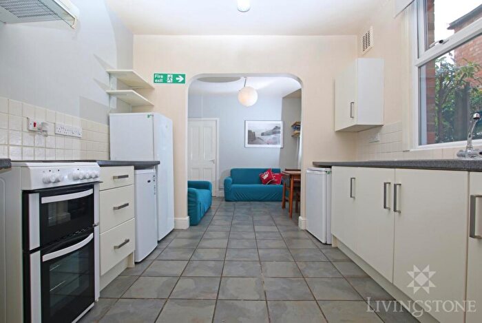 4 Bedroom Terraced House To Rent In St Leonards Road, Clarendon Park, LE2
