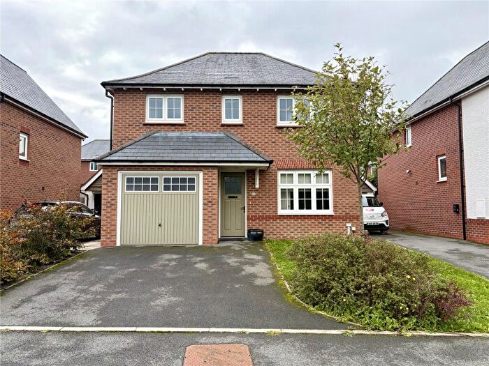 4 Bedroom Detached House For Sale In Cae Meddyg, Penrhosgarnedd, Bangor, Gwynedd, LL57