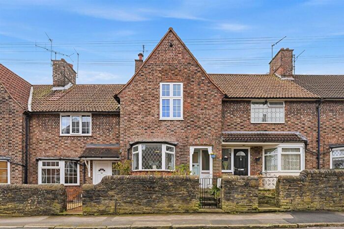 2 Bedroom Terraced House For Sale In Ryle Street, Macclesfield, SK11