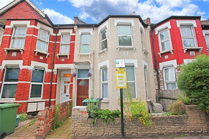 5 Bedroom Terraced House To Rent In Wightman Road, London, N8