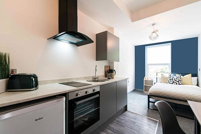 Studio To Rent In Room, Loudon Street, DE23