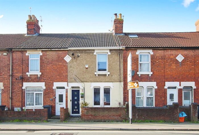 2 Bedroom Terraced House To Rent In Rodbourne Road, Swindon, SN2
