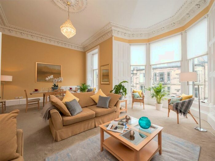2 Bedroom Flat To Rent In Coates Gardens, Edinburgh, EH12