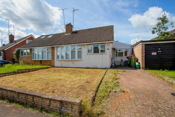 5 Bedroom Bungalow To Rent In Offa Drive, Kenilworth, CV8