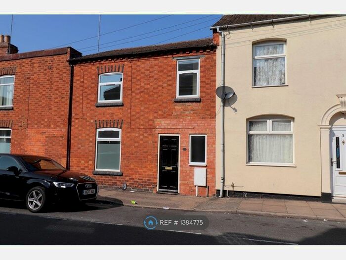 3 Bedroom Terraced House To Rent In Poole Street, Northampton, NN1