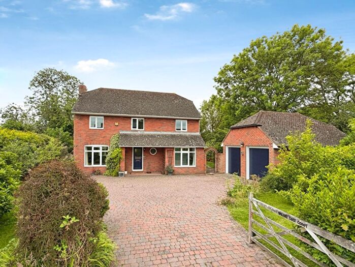 4 Bedroom Detached House For Sale In The Street, Appledore, Ashford, TN26