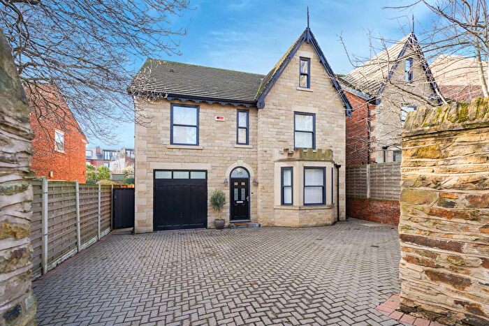 5 Bedroom Detached House For Sale In Broomgrove Road, Sheffield, S10