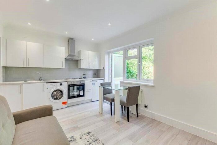 Studio To Rent In Aberdare Gardens, West Hampstead, London, NW6
