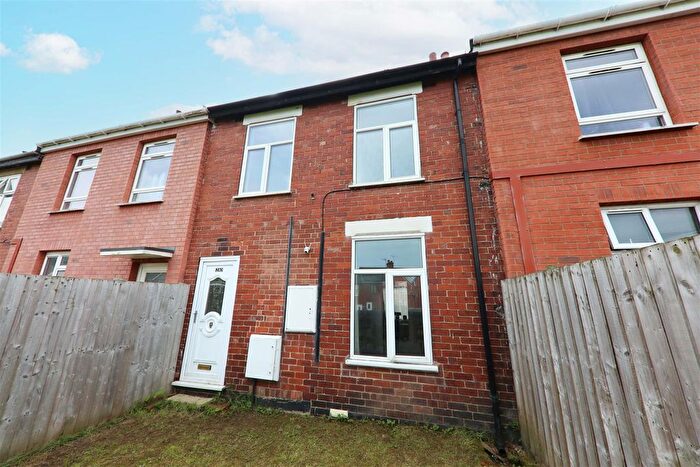 3 Bedroom Terraced House For Sale In South Street, Highfields, Doncaster, DN6