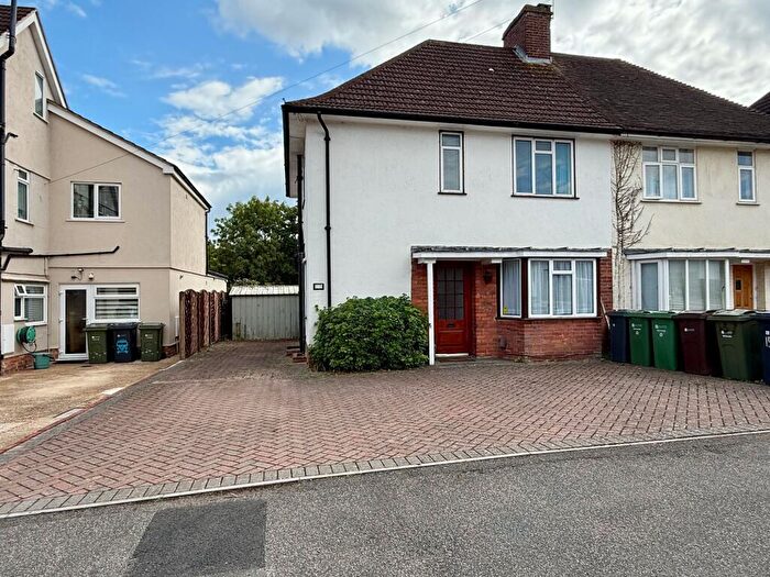 4 Bedroom Semi Detached House To Rent In Weston Road, Guildford, GU2