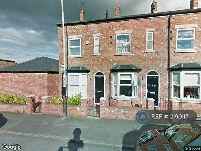 3 Bedroom Terraced House To Rent In Bond Street, Macclesfield, SK11