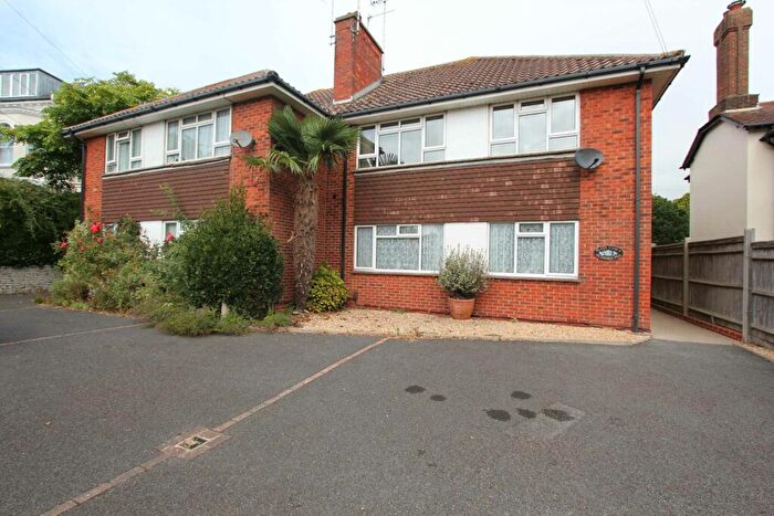 2 Bedroom Flat To Rent In Church Walk, Worthing, BN11