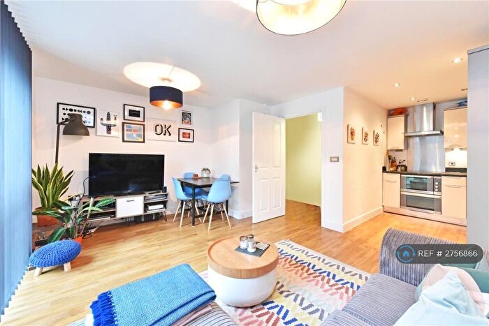 1 Bedroom Flat To Rent In Harry Zeitel Way, London, E5