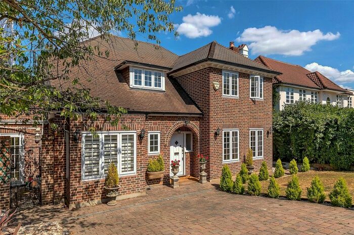 5 Bedroom Detached House To Rent In Granard Avenue, London, SW15