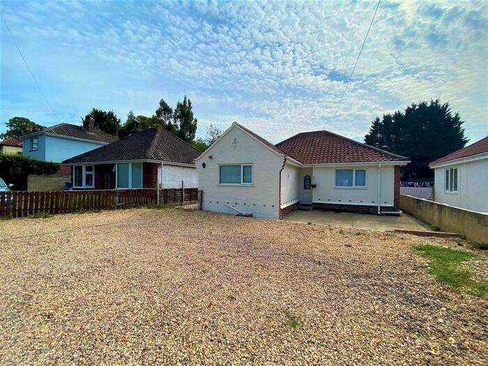 2 Bedroom Bungalow To Rent In Dereham Road, Norwich, NR5