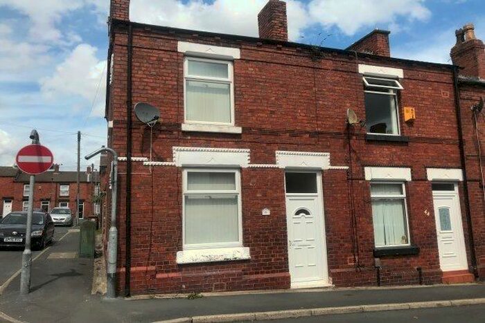 2 Bedroom End Of Terrace House To Rent In Exeter Street, St. Helens WA10