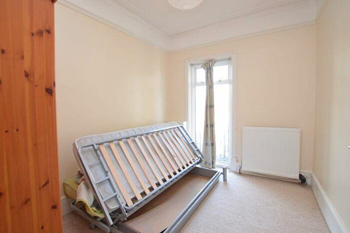 2 Bedroom Apartment To Rent In Devonshire Road, Hatch End, HA5