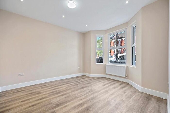 5 Bedroom Terraced House To Rent In Brownlow Road, London, NW10