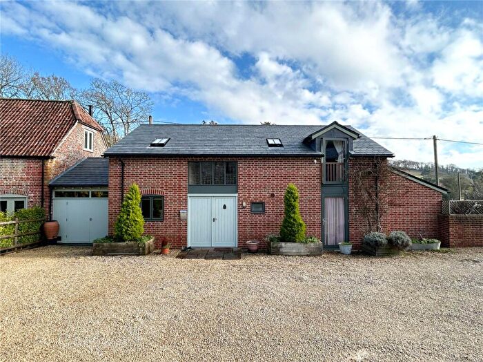 3 Bedroom Detached House For Sale In Fairfield Road, Shroton, Blandford Forum, Dorset, DT11