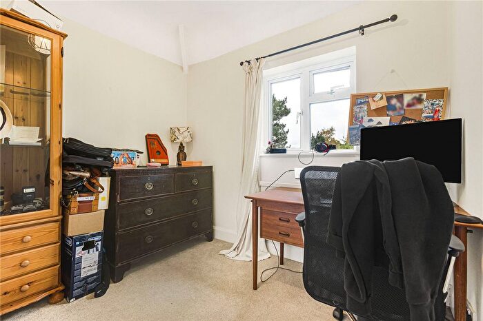 3 Bedroom End Of Terrace House For Sale In Arnold Road, Oxford, Oxfordshire, OX4