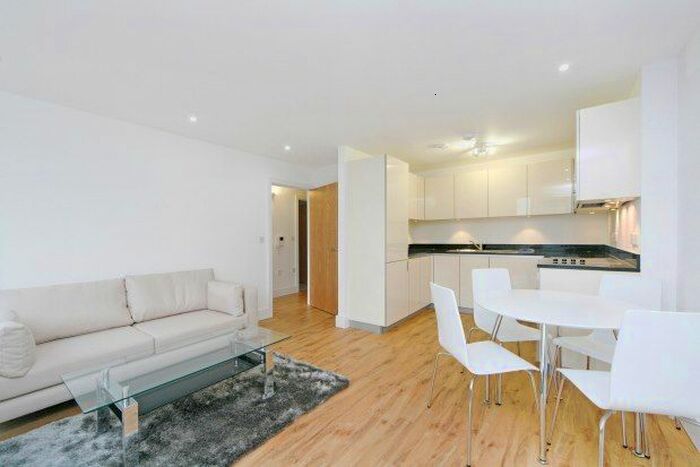 1 Bedroom Flat To Rent In Arthur Road, London, SW19