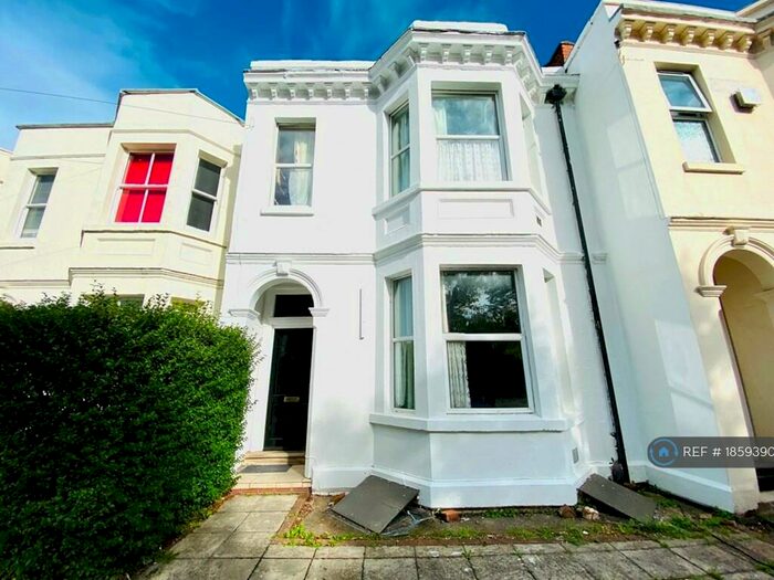 7 Bedroom Terraced House To Rent In Tachbrook Road, Leamington Spa, CV31