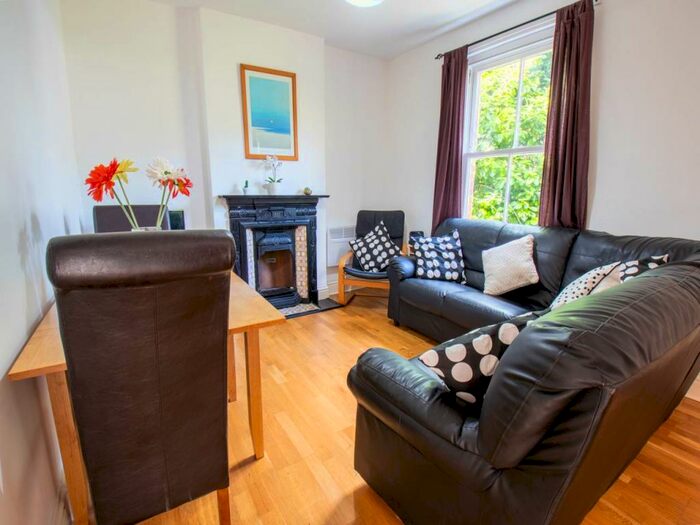 5 Bedroom House To Rent In Hackington Road, Canterbury, CT2