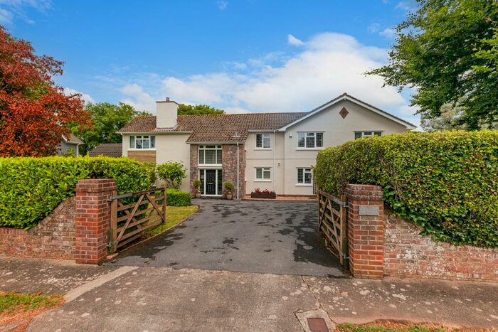 4 Bedroom Detached House To Rent In Links Close, Churston Ferrers, Brixham, Devon, TQ5