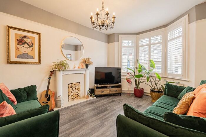 3 Bedroom Terraced House For Sale In Erith, Kent, DA8